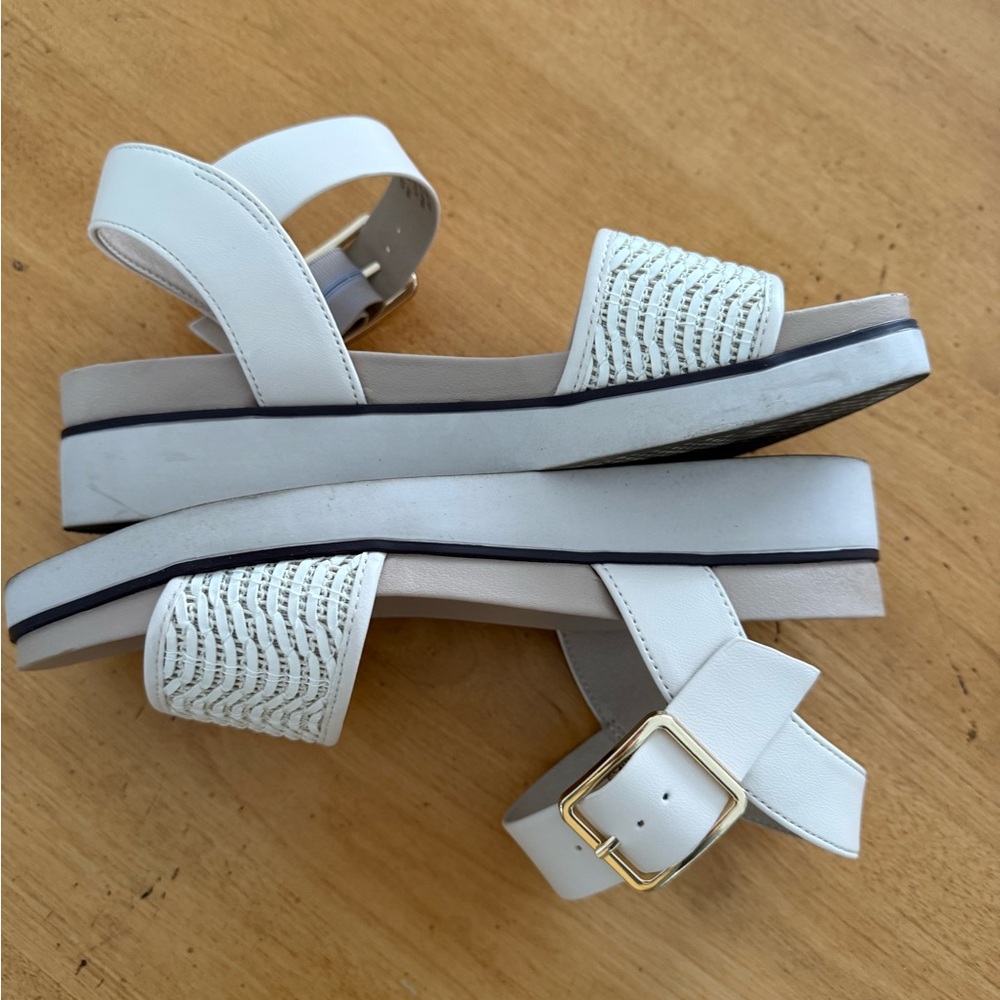 Life Stride White Sandals with Gold Buckle - Picture 3 of 5